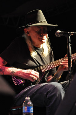 john04